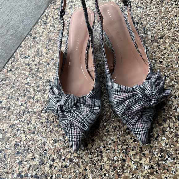 Zara trafaluc kitten heels - Picture 2 of 5